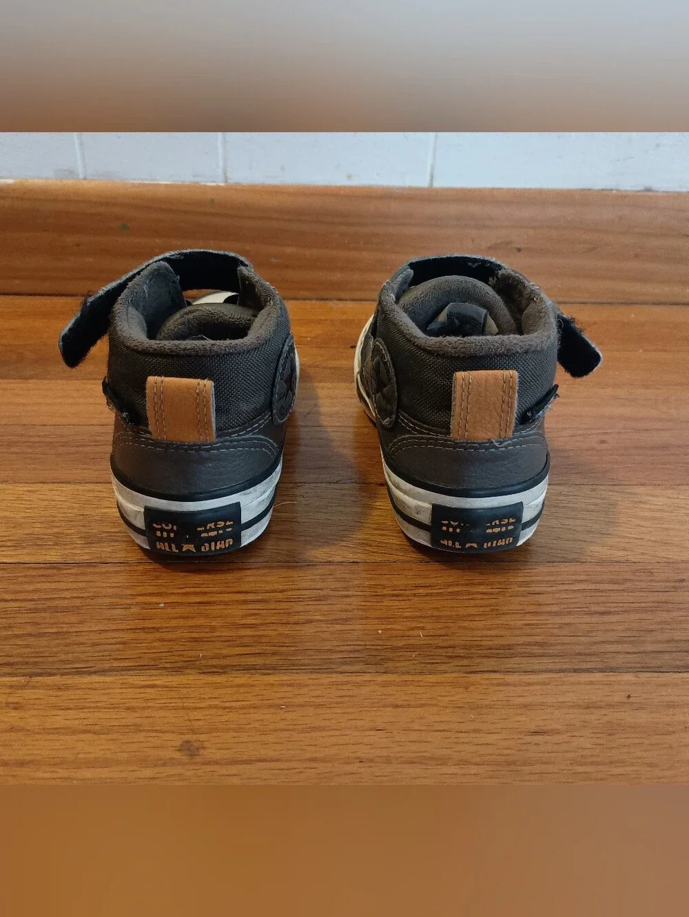 Converse kids high